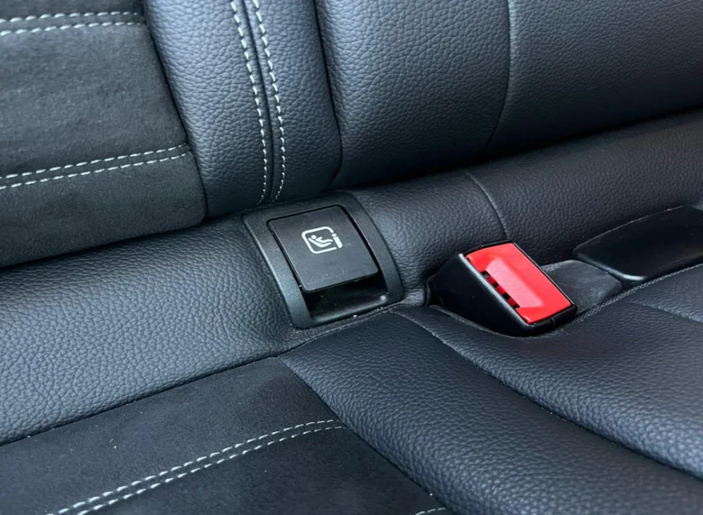 ISOFIX là gì và vai trò của nó khi lắp ghế an toàn trẻ em