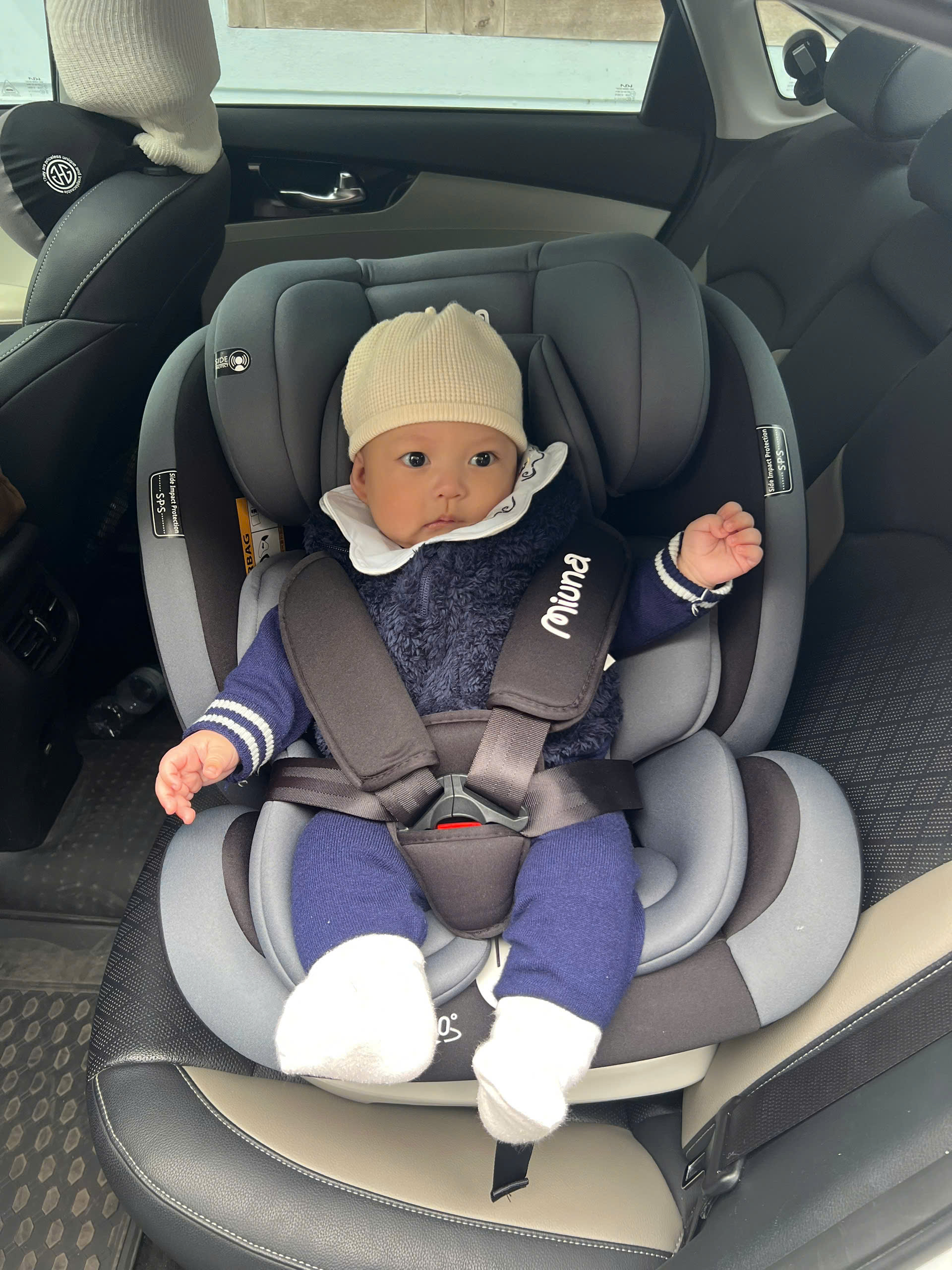 ghế an toàn trẻ em cho bé sơ sinh đến dưới 15 tháng