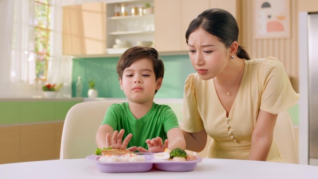 Bé biếng ăn vào mùa hè